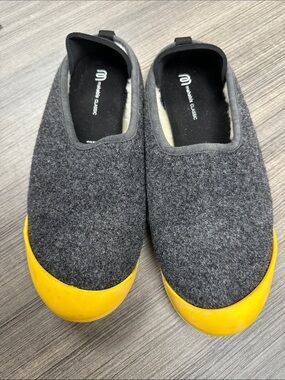 mahabis Grey Felt Slippers with Yellow Toe Caps